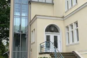 Herzlich willkommen in Schwachhausen! 4 Zimmer mit Fahrstuhl – Die vollständige Adresse der Immobilie erhältst du vom Anbieter., 28209 Schwachhausen (Ortsteil), Bremen – Vorschaubild 3