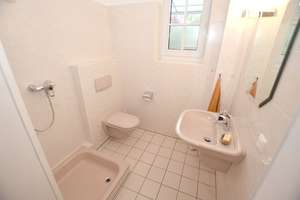 Wenn Ihnen ein Haus von der Stange zu langweilig ist, kaufen Sie doch dieses hier ... – Die vollständige Adresse der Immobilie erhältst du vom Anbieter., 22393 Sasel, Hamburg – Vorschaubild 7