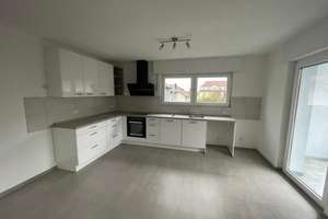 Hochwertig renovierte 4-Zimmer-Wohnung mit 2 Balkonen in Heilbronn  – 74074 Heilbronn, Heilbronn – Vorschaubild 5