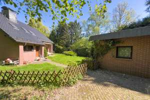 Freistehendes Einfamilienhaus // Wohnen in Natur und Ruhe mit Doppelgarage – Die vollständige Adresse der Immobilie erhältst du vom Anbieter., 42653 Gräfrath, Solingen – Vorschaubild 6