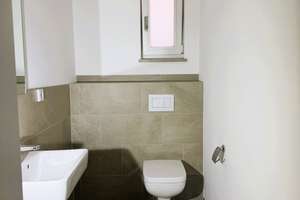 Moderne Wohlfühloase mit sonnigem Balkon, offener Küche & elegantem Tageslichtbad in zentraler Lage – Burgergäßchen 4, 86150 Jakobervorstadt-Nord, Augsburg – Vorschaubild 4
