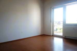 WOW...Schnuckeliges Reihenhaus...Tageslichtbad...Balkon...Terrasse...Garage auf Wunsch – Die vollständige Adresse der Immobilie erhältst du vom Anbieter., 64560 Riedstadt – Vorschaubild 10