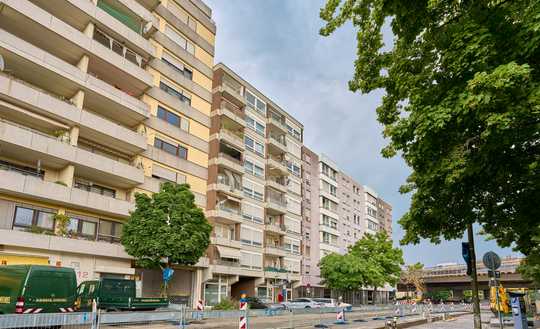 3. OG Etagenwohnung mit Personenaufzug, ZENTRAL