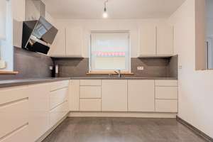 *Kernsaniert, modern & bereit für Ihr neues Kapitel – Doppelhaushälfte in Bestlage Untergruppenbach* – Die vollständige Adresse der Immobilie erhältst du vom Anbieter., 74199 Untergruppenbach – Vorschaubild 4