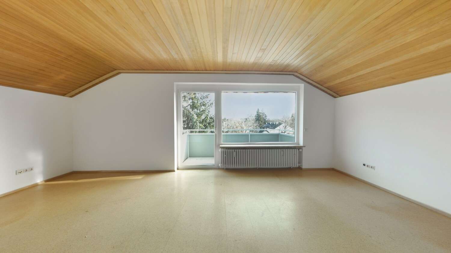 Immobilie in Geretsried - Ein Platz zum Wohlfühlen – Dachgeschosswohnung in grüner Randlage - Bild 0