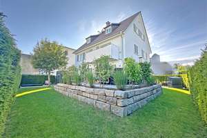 Wunderschönes, exklusives 1-Familienhaus mit viel Platz und viel Charme, Bestlage von S-Sillenbuch