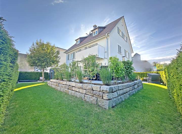 Real Estate Title Image Background