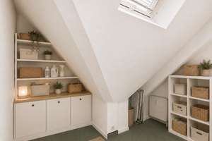 Über den Dächern von Untertürkheim: Wohnung mit Loggia und Weitblick auf die Weinberge! – 70327 Untertürkheim (Ortsteil), Stuttgart – Vorschaubild 18