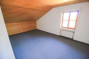 Ihr neues Zuhause: Einfamilienhaus mit großem Grundstück und vielseitigen Möglichkeiten – Die vollständige Adresse der Immobilie erhältst du vom Anbieter., 94419 Reisbach – Vorschaubild 19