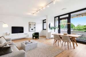 ROGERS: Ruhig und sonnig in Forstenried: Helle Wohnung mit Süd-Balkon zum Selbstgestalten – Die vollständige Adresse der Immobilie erhältst du vom Anbieter., 81476 Forstenried, München – Vorschaubild 1