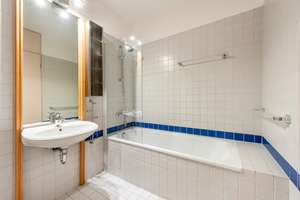 Bezugsfreie 3-Zi.-Wohnung im 2.OG im "Baller"-Architekturtraum am Preußenpark - Provisionsfrei – Wittelsbacher Str. 31, 10707 Wilmersdorf, Berlin – Vorschaubild 7