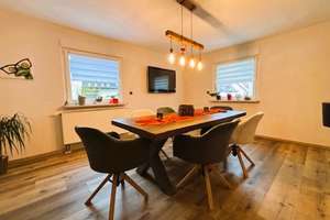 Doppelhaushälfte direkt zum Einziehen, mit Garten und Garage. Direkt am Waldrand von Saarbrücken. – Die vollständige Adresse der Immobilie erhältst du vom Anbieter., 66115 Burbach, Saarbrücken – Vorschaubild 2