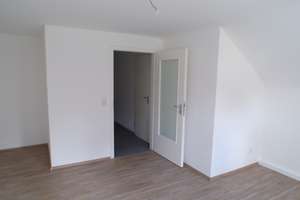 Sanierte 3 Zimmer mit Mansarde in Cronenberg – Am Burgholz 9, 42349 Cronenberg, Wuppertal – Vorschaubild 18