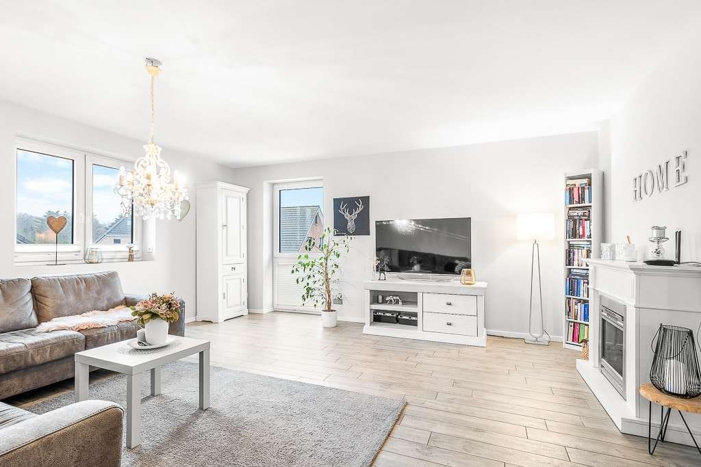 Immobilie in Niebüll - Hochwertiges Mehrgenerationenhaus - Bild 2