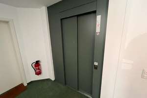 Neuwertige Komfort 2-Zimmer Wohnung mit West-Balkon am Galgenberg in Regensburg – Die vollständige Adresse der Immobilie erhältst du vom Anbieter., 93053 Galgenberg, Regensburg – Vorschaubild 8