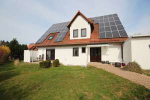 Ihr neues Zuhause: Großzügig, ruhig gelegen und stadtnah – Die vollständige Adresse der Immobilie erhältst du vom Anbieter., 86637 Wertingen – Vorschaubild 2