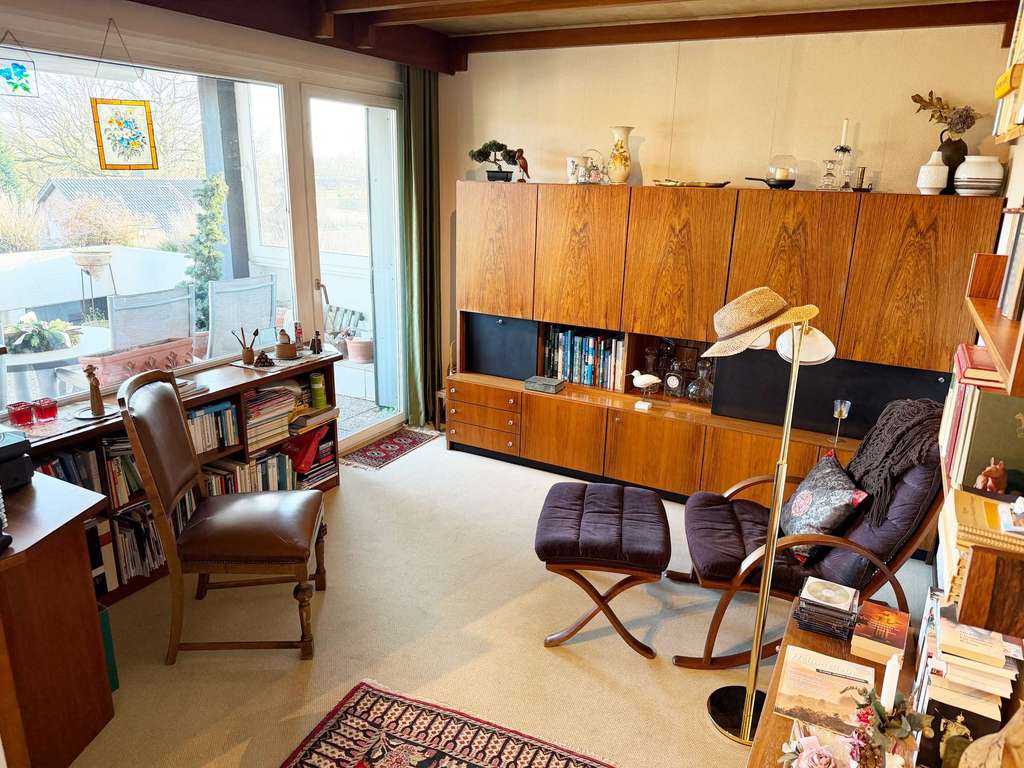 Immobilie in Schermbeck - Gepflegte Eigentumswohnung mit großer Sonnenterrasse und Stellplatz in beliebter Ortsrandlage! - Bild 2