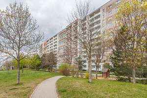 Nachmieter gesucht: Gepflegte Wohnung mit Balkon, Aufzug und Top-Anbindung in Erfurt – Tungerstraße 6, 99099 Herrenberg, Erfurt – Vorschaubild 2