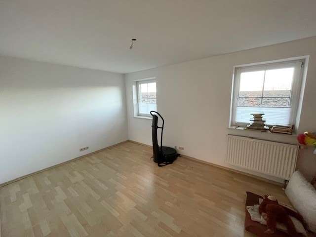 Immobilie in Geltendorf - 2 freistehende Einfamilienhäuser in Walleshausen - Bild 1