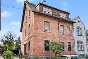 Charmantes Mehrfamilienhaus mit Entwicklungspotenzial in ruhiger Lage von Rüppurr