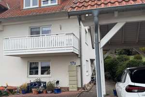 Gepflegte Doppelhaushälfte mit 5 Zimmern, Garten und Carport in Alzenau-Wasserlos