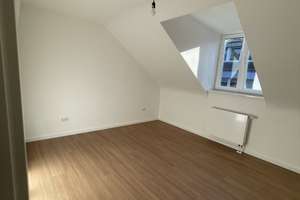 Wohnen mit Charakter: 2-Zimmer-Dachgeschosswohnung in Köln-Nippes – Siebachstraße 54, 50733 Nippes (Ortsteil), Köln – Vorschaubild 11