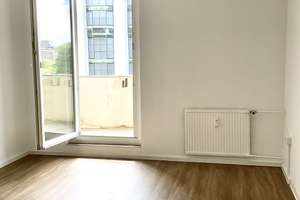Innerstädtisch, zentral! 4-Zimmer-Wohnung mit zwei Balkonen (WBS) – Albertstr. 14, 1097 Innere Neustadt, Dresden – Vorschaubild 9