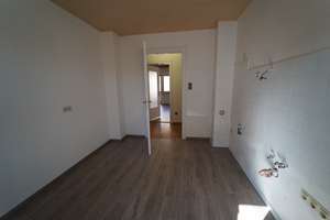 Schöne 4 Zimmer ca. 90 qm Wohnfläche, 2 Stock, in Beste Lage St.-Johannis renoviert – Die vollständige Adresse der Immobilie erhältst du vom Anbieter., 90419 Sandberg, Nürnberg – Vorschaubild 11