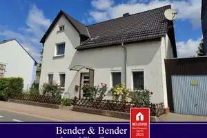 Reduziert! Einfamilienhaus mit Carport und schönem Garten inmitten von Altenkirchen! – Altenkirchen (Westerwald) (Kreis) – Vorschaubild 1