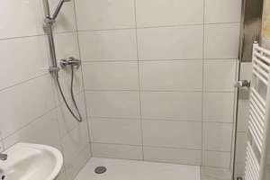 Geräumige 1,5 Zimmer-Wohnung mit saniertem Bad am Tetraeder (Renovierung nach Absprache) – Am Timpenkotten 37, 46238 Batenbrock, Bottrop – Vorschaubild 3