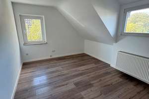2-Zimmer Wohnung frisch renoviert