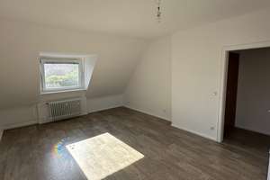 Wohnen mit Charakter: 2,5-Zimmer-Dachgeschosswohnung in Essen – frankenstraße 233, 45134 Stadtwald, Essen – Vorschaubild 11