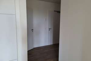 Moderne 2-Zimmer-Wohnung mit Loggia – Einbauküche inklusive – Europa-Allee 124, 51379 Opladen, Leverkusen – Vorschaubild 3