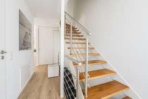 Lichtdurchflutete Maisonette-Wohnung mit hochwertiger Ausstattung in Mönchengladbach – Die vollständige Adresse der Immobilie erhältst du vom Anbieter., 41068 Venn, Mönchengladbach – Vorschaubild 4