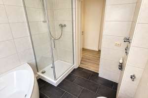 Helle 2-Zimmer-Altbauwohnung mit modernem Bad - Wanne & Dusche – 1705 Freital – Vorschaubild 2