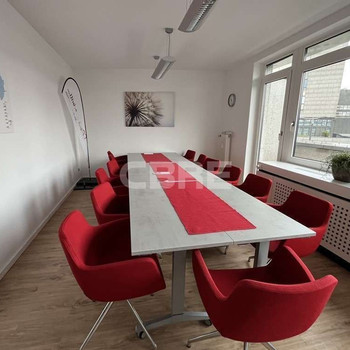 Bezugsfertige Mietfläche mit umlaufender Terrasse | sofort verfügbar