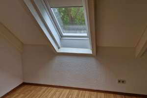 3,5 Zi., Stadthaus auf 3 Ebenen in sehr guter Lage mit PKW-Außenstellplatz – Freiherr-vom-Stein-Straße 84, 26129 Bloherfelde, Oldenburg (Oldenburg) – Vorschaubild 14