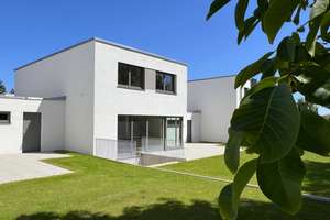 Hochwertiges Kettenhaus in Weißenhorn - Ausgebaut für höchsten Wohnkomfort – Die vollständige Adresse der Immobilie erhältst du vom Anbieter., 89264 Weißenhorn – Vorschaubild 12