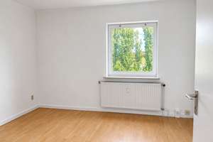 2-Zimmer-Wohnung mit Balkon, Aufzug und Stellplatz in Berlin-Lankwitz, sofort bezugsfrei – Die vollständige Adresse der Immobilie erhältst du vom Anbieter., 12247 Lankwitz, Berlin – Vorschaubild 10
