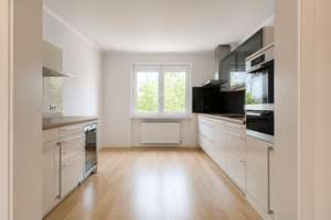 Zwischen Grüneburgpark und Opernplatz: Elegante Wohnung mit Potenzial zur Drei-Zimmer-Wohnung – Liebigstraße 18, 60323 Westend-Süd, Frankfurt am Main – Vorschaubild 10