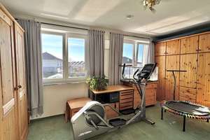 Property thumbnail 9