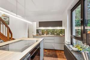 Neuwertiges Reihenendhaus mit gehobener Ausstattung und Tiefgaragenstellplatz in ruhiger Wohnlage – Die vollständige Adresse der Immobilie erhältst du vom Anbieter., 28329 Gartenstadt Vahr, Bremen – Vorschaubild 5