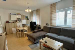 Großzügige Wohnung im Erdgeschoss mit Tageslichtbad & Wohnküche in Rheinnähe zum 1.7.2026 – Hohlstraße xx, 55130 Weisenau, Mainz – Vorschaubild 3