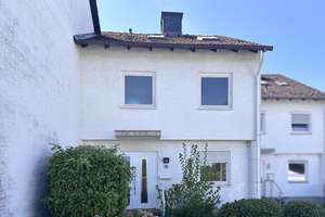 Familienfreundliches Einfamilienhaus mit großem Potenzial in Friedrichsdorf – Die vollständige Adresse der Immobilie erhältst du vom Anbieter., 61381 Friedrichsdorf – Vorschaubild 2