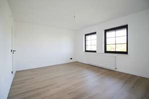 MODERNE 3-ZIMMER-WOHNUNG MIT BALKON & EINZIGARTIGEM FACHWERK-CHARME IN WOLFSBURG-EHMEN – Die vollständige Adresse der Immobilie erhältst du vom Anbieter., 38442 Ehmen, Wolfsburg – Vorschaubild 6