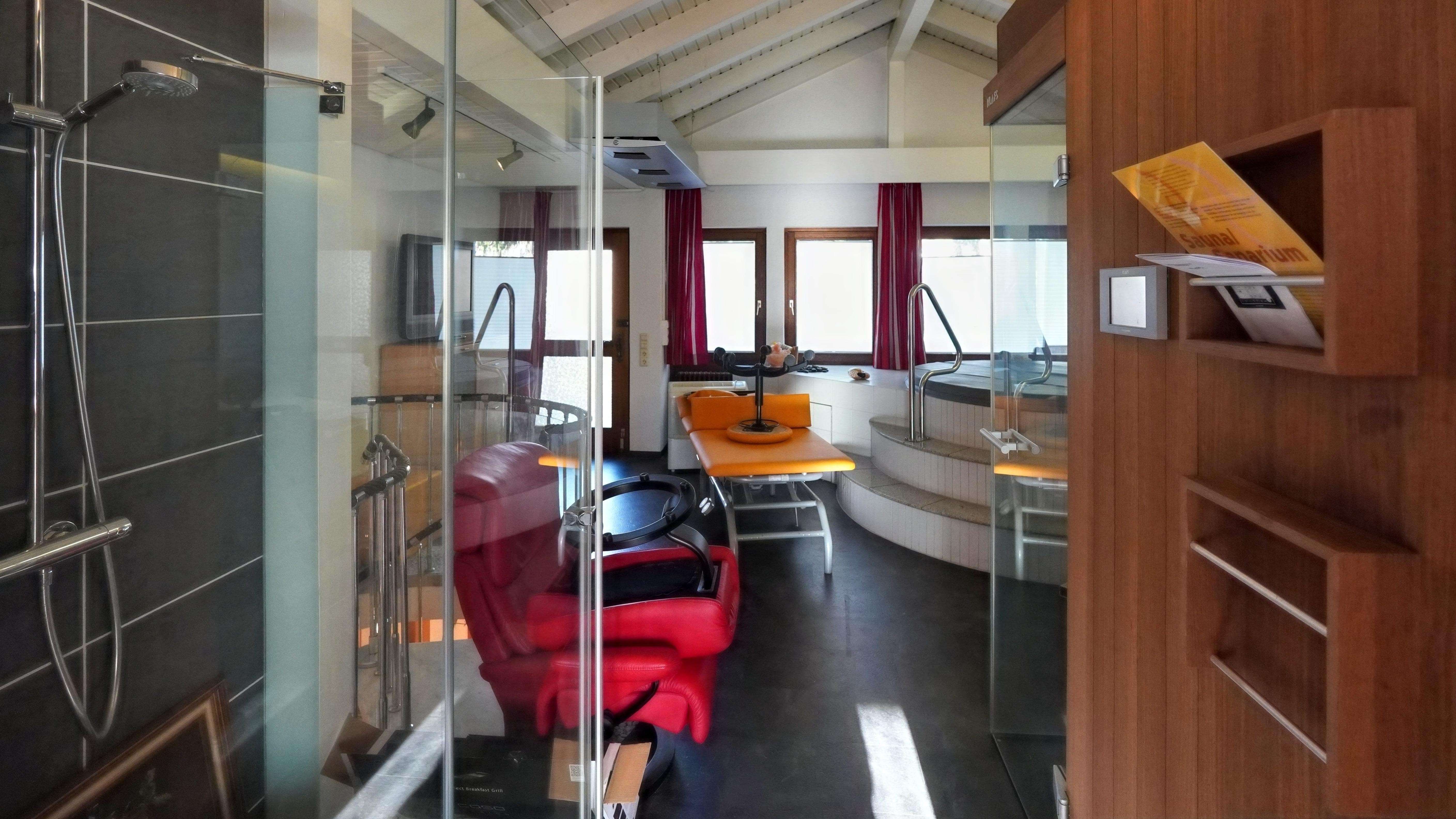 Immobilie in Uhldingen-Mühlhofen - VIEL PLATZ UND VIELE MÖGLICHKEITEN - HIER KÖNNEN SIE IHREN WOHNTRAUM LEBEN - Bild 1