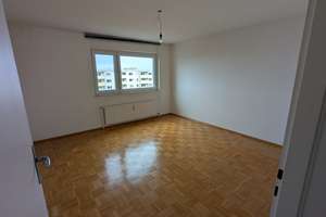 Helle 3-Zimmer Wohnung in München-Bogenhausen – Bruno-Walter-Ring 10, 81927 Englschalking, München – Vorschaubild 3