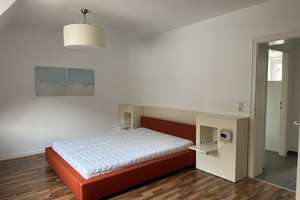Lichtdurchflutete Wohnung in ruhiger Lage der Innenstadt! – Die vollständige Adresse der Immobilie erhältst du vom Anbieter., 50670 Altstadt/Nord, Köln – Vorschaubild 8