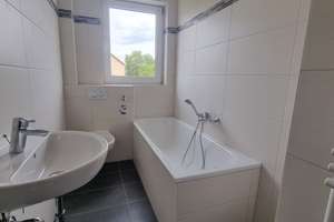 Schöne 3-Zimmer-Wohnung mit modernisiertem Bad