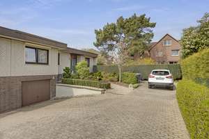 Großzügig. Gepflegt. Einzugsbereit. Ihr neues Zuhause im beliebten Alstertal – Die vollständige Adresse der Immobilie erhältst du vom Anbieter., 22399 Poppenbüttel, Hamburg – Vorschaubild 2